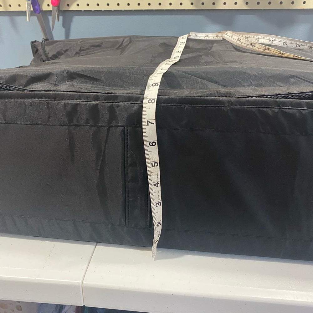 Collapsible under the bed storage box 26”x20”x7” approximate size - Picture 3 of 4